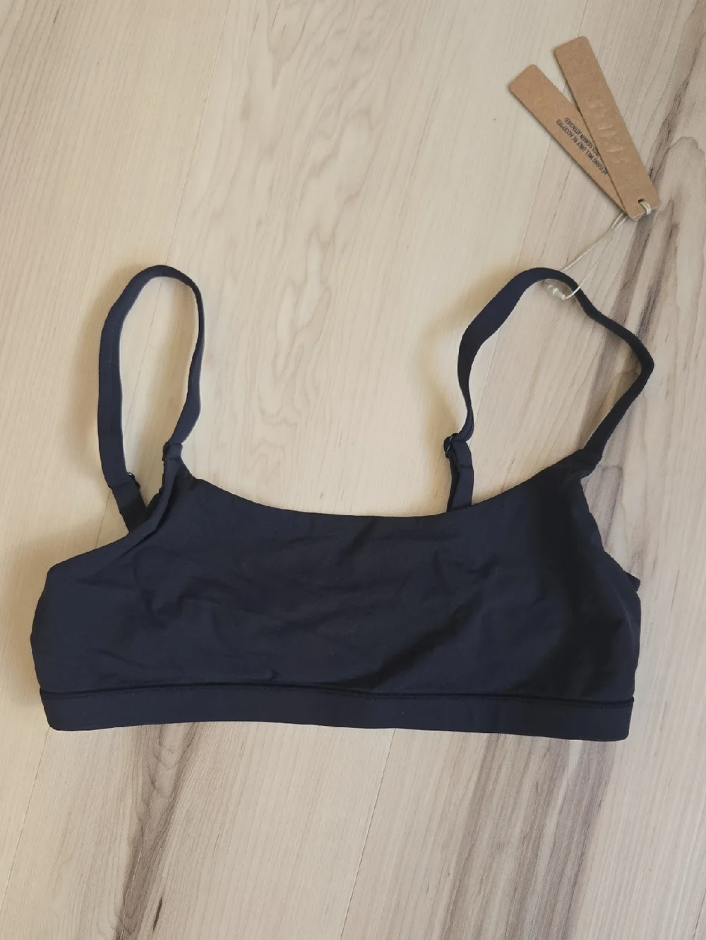 NWT SKIMS Fits Everybody Scoop Bralette, Onyx, Size Medium - Picture 1 of 4